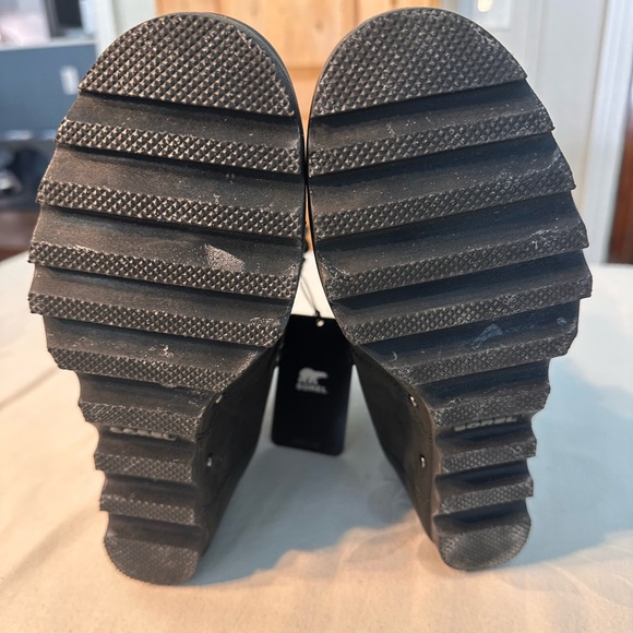 Sorel Joan of Arctic Wedge II Mid-High Lace Up Leather Boots NWT Size 8 - Picture 4 of 11